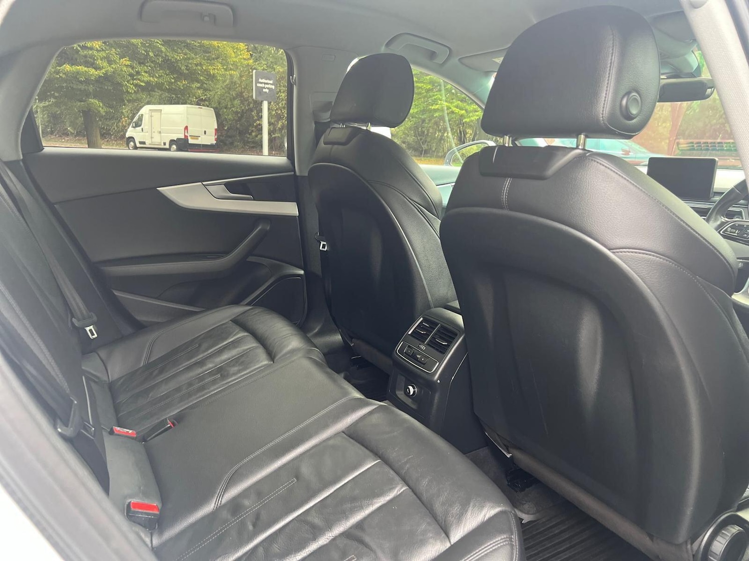 Used Audi A4 for sale - 76995795: Photo 44