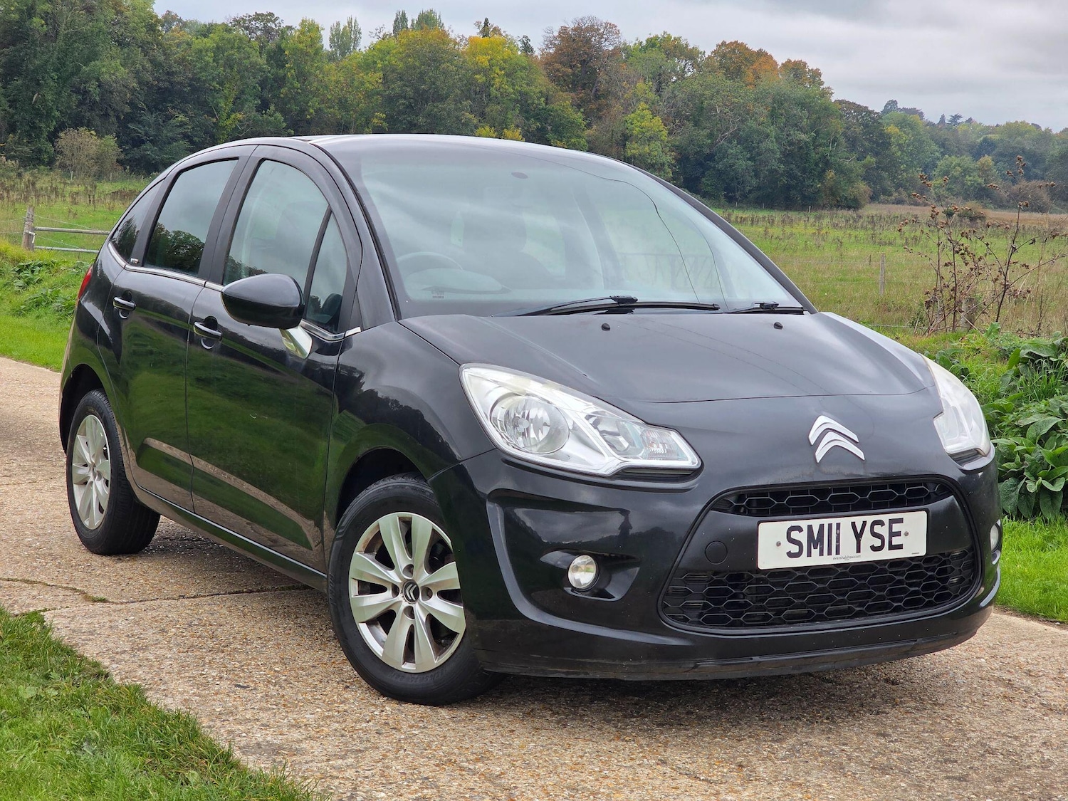 Used Citroen C3 2011 for sale - 76425143: Photo 2