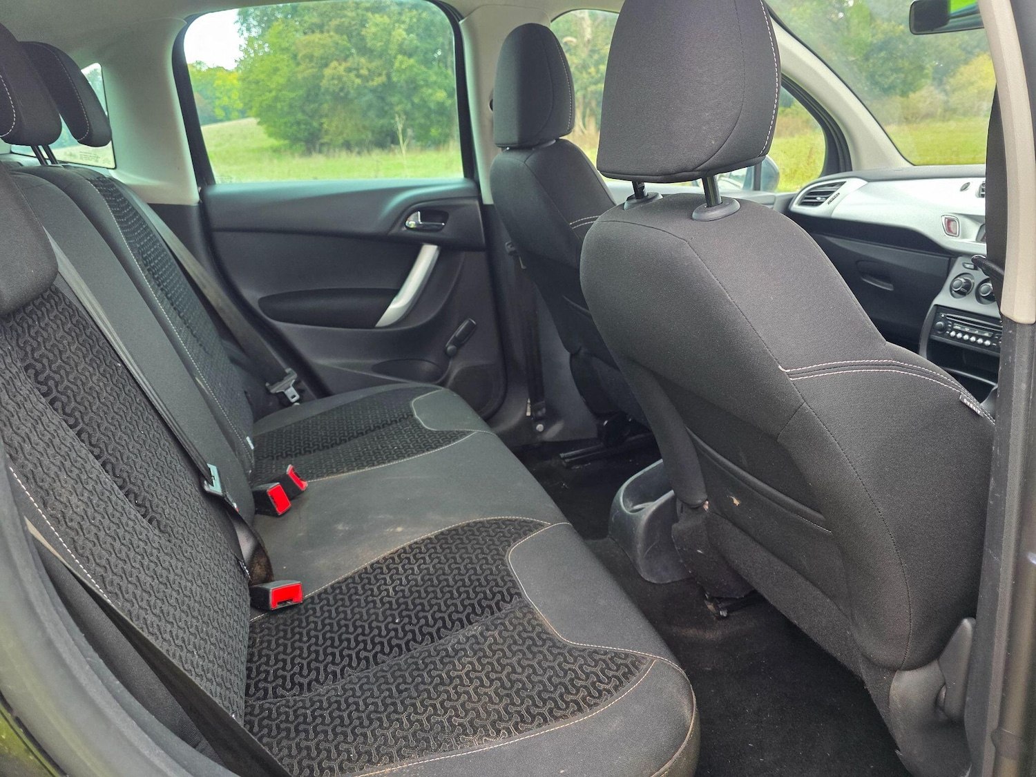 Used Citroen C3 2011 for sale - 76425143: Photo 8