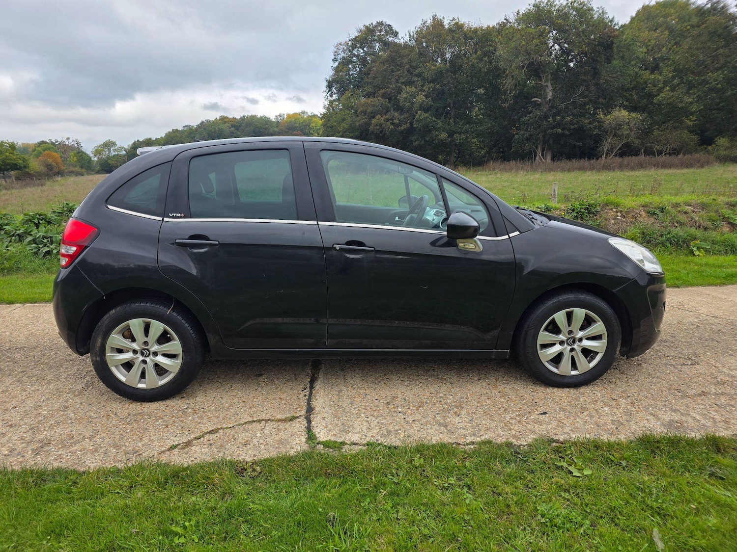 Used Citroen C3 2011 for sale - 76425143: Photo 9