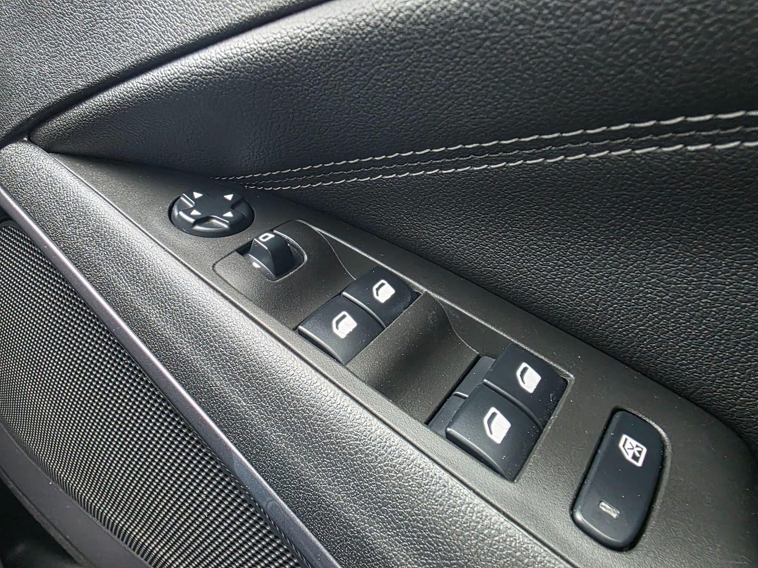 Used Vauxhall Crossland 2021 for sale - 76989554: Photo 17