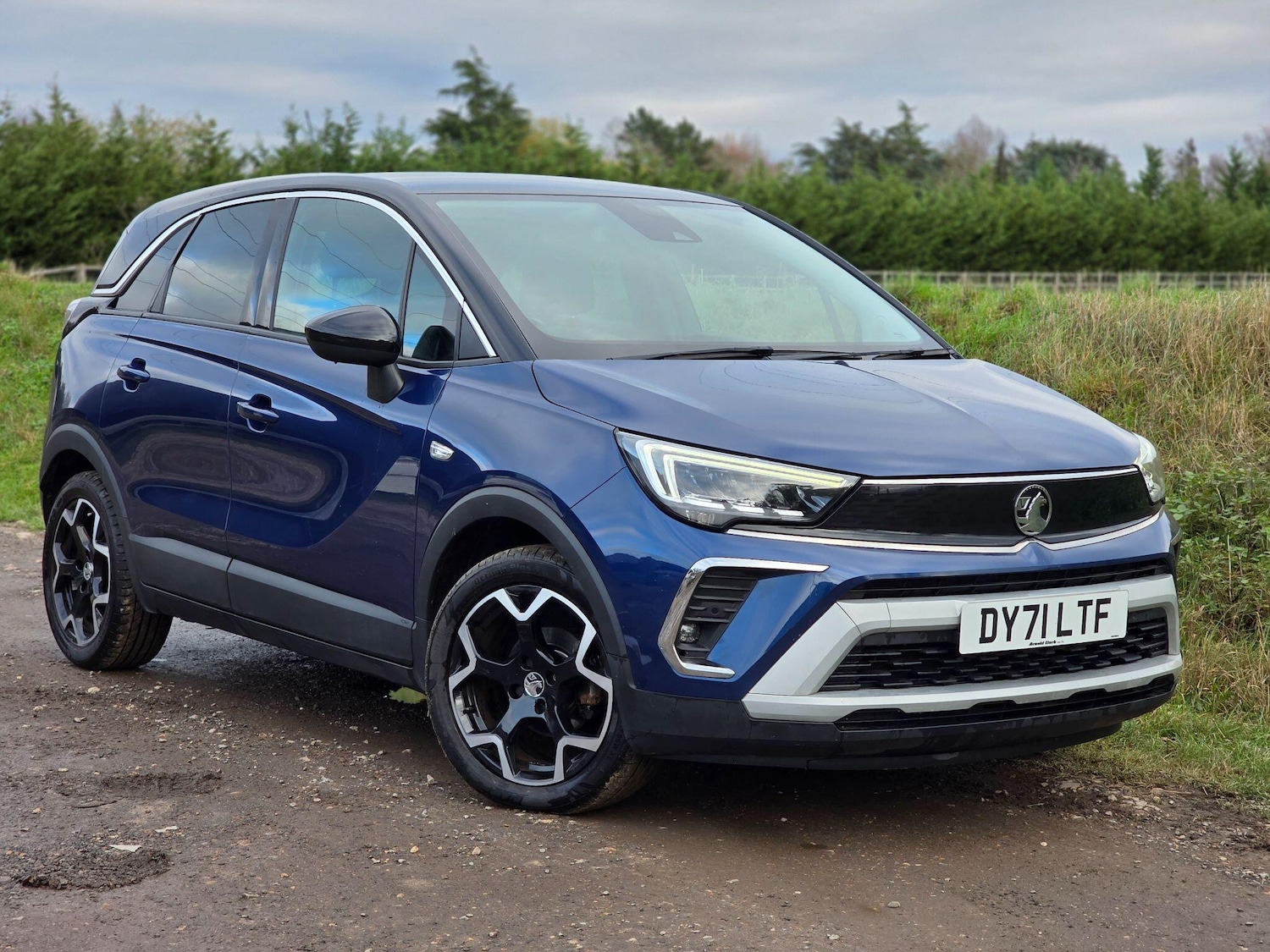 Used Vauxhall Crossland 2021 for sale - 76989554: Photo 2