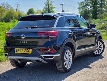 Used Volkswagen T-Roc 2023 for sale - 78384623: Photo