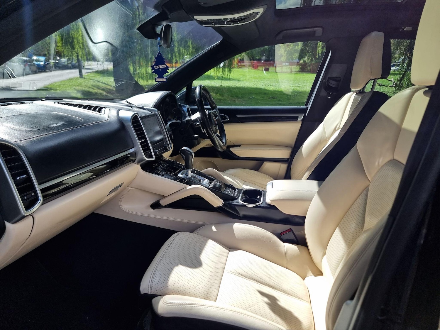 Used Porsche Cayenne 2016 for sale - 77097638: Photo 7