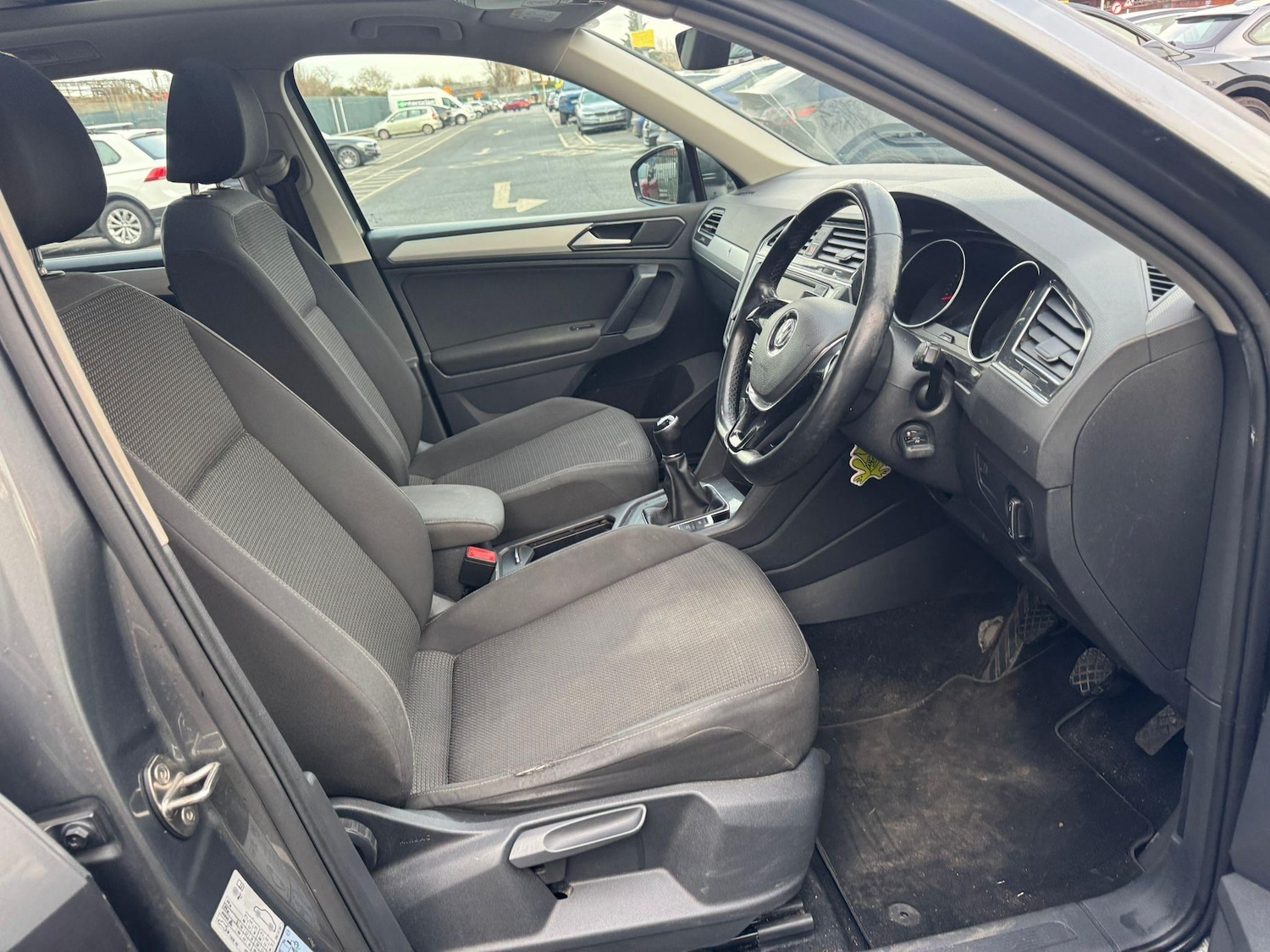 Used Volkswagen Tiguan 2016 for sale - 77097571: Photo 4