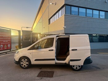 Used Ford Transit Courier 2023 for sale - 78275726: Photo
