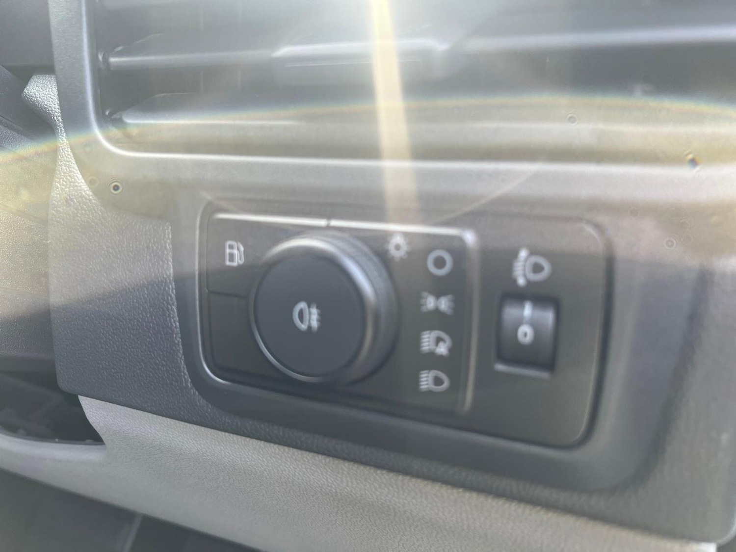 Used Volkswagen T-Roc 2023 for sale - 76424366: Photo 21