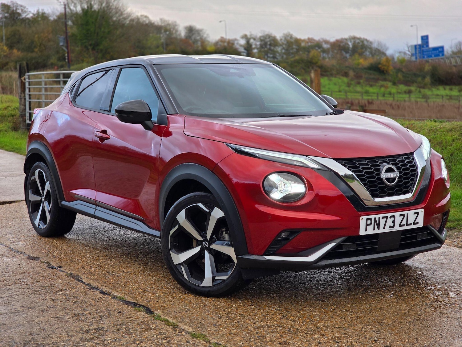 Used Nissan Juke 2023 for sale - 76431810: Photo 2