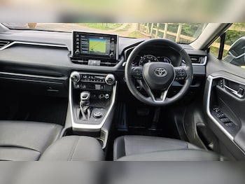 Used Toyota RAV4 2021 for sale - 78586732: Photo