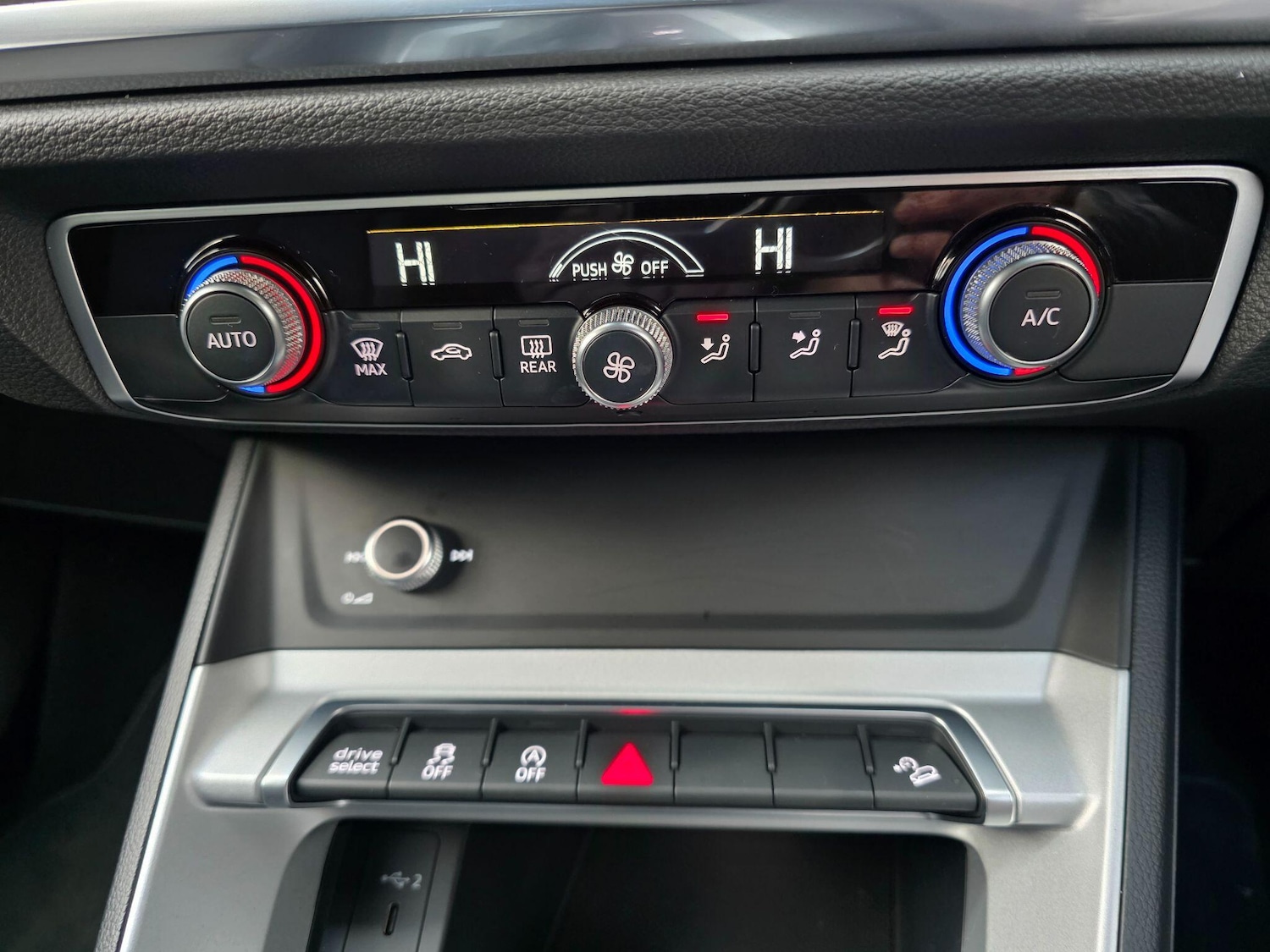 Used Audi Q3 2024 for sale - 77376645: Photo 14