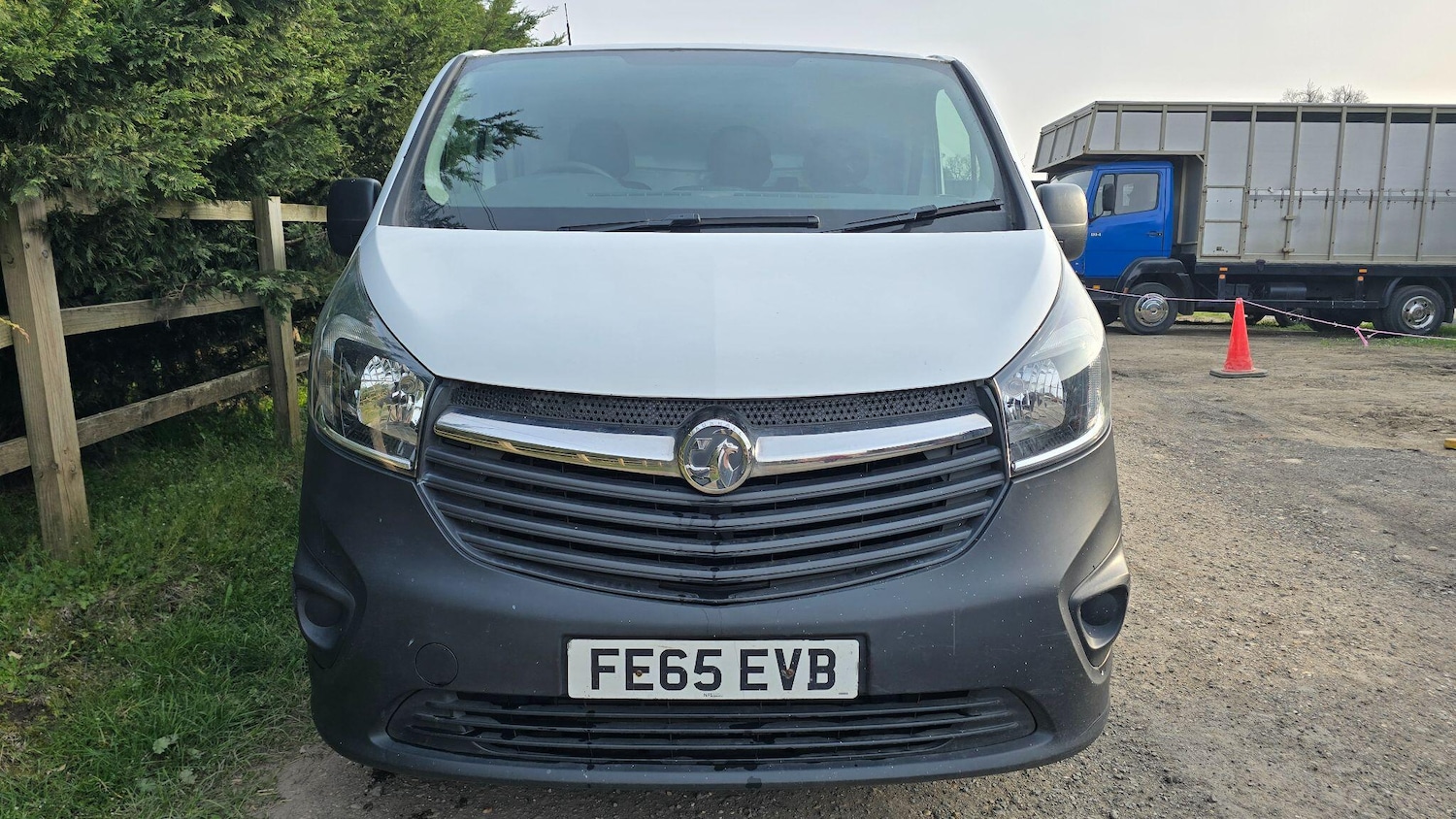 Used Vauxhall Vivaro 2015 for sale - 77993844: Photo 4