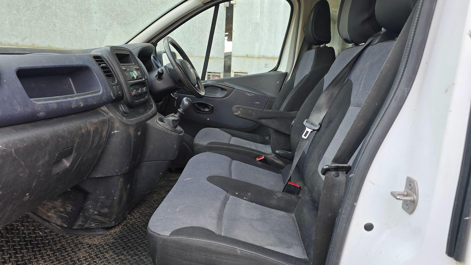 Used Vauxhall Vivaro 2015 for sale - 77993844: Photo 7