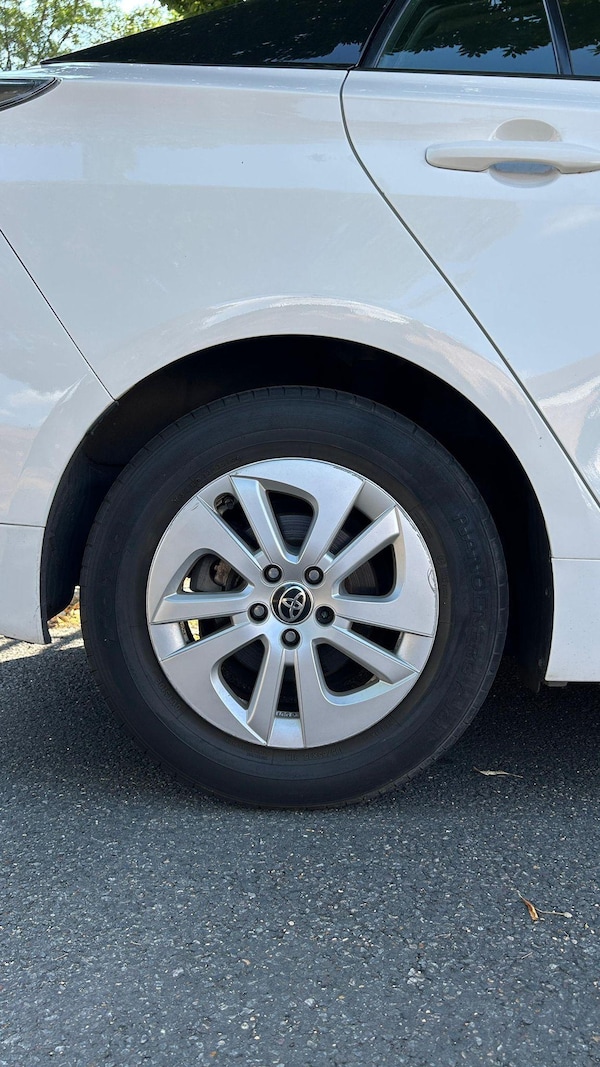 Used Toyota Prius 2017 for sale - 75449848: Photo 13