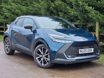 Used Toyota C-HR 2025 for sale - 77559318: Photo