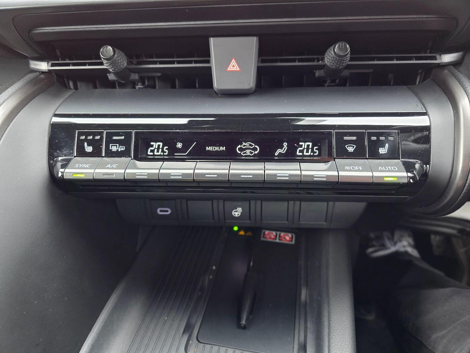 Used Toyota C-HR 2025 for sale - 77559318: Photo 27