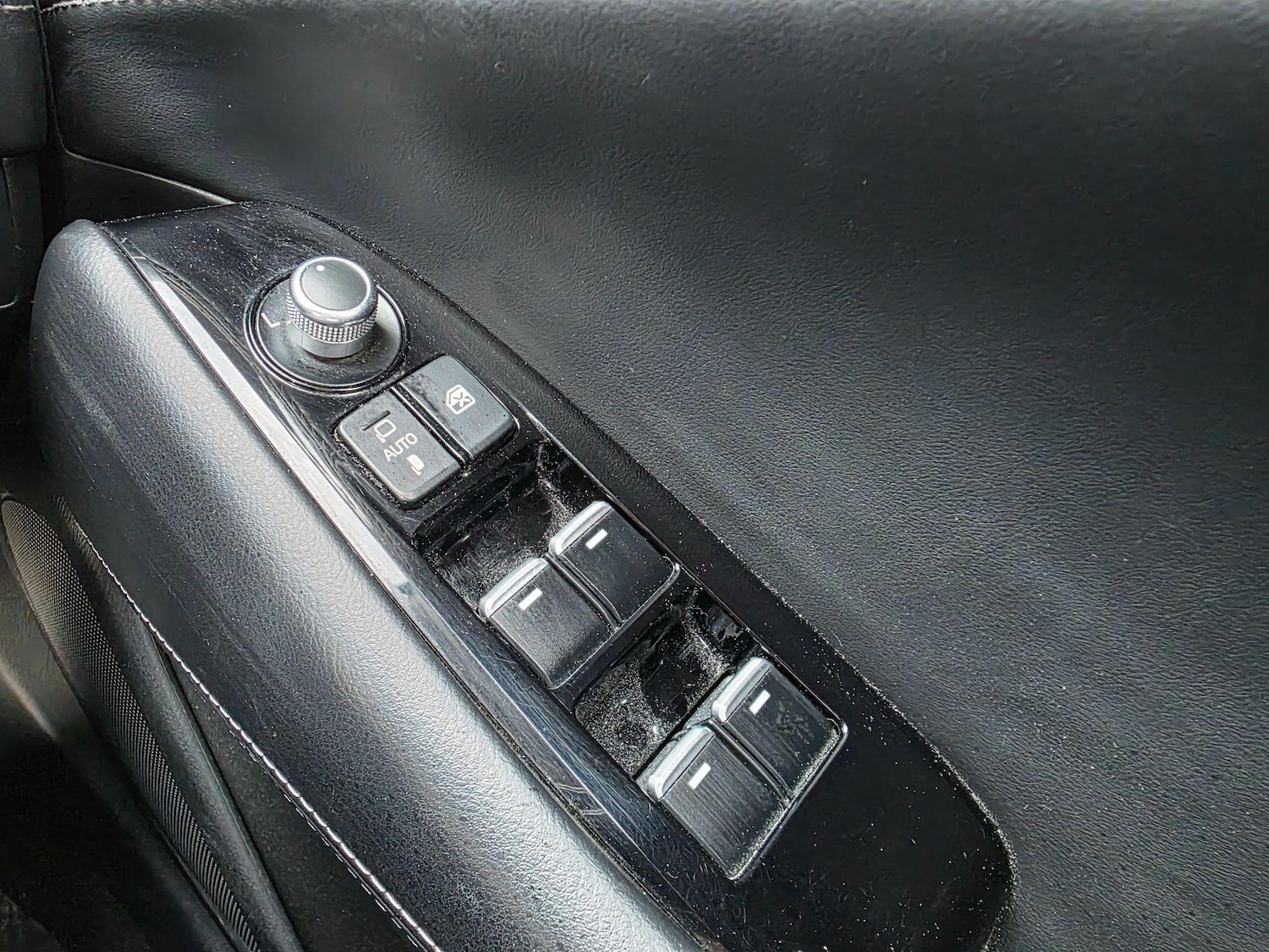 Vehicle 28