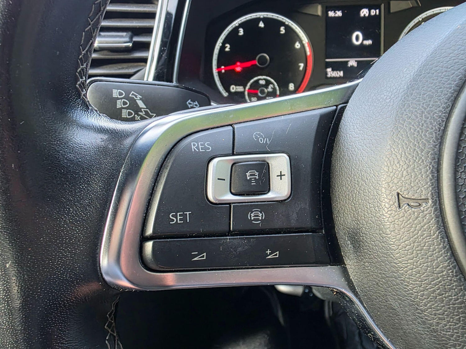 Used Volkswagen T-Roc 2021 for sale - 77524917: Photo 14