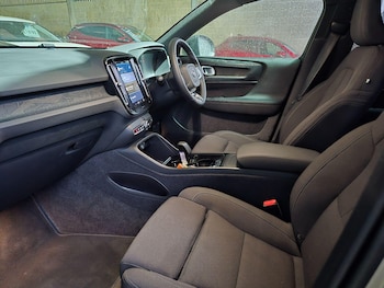 Used Volvo XC40 2024 for sale - 77794134: Photo