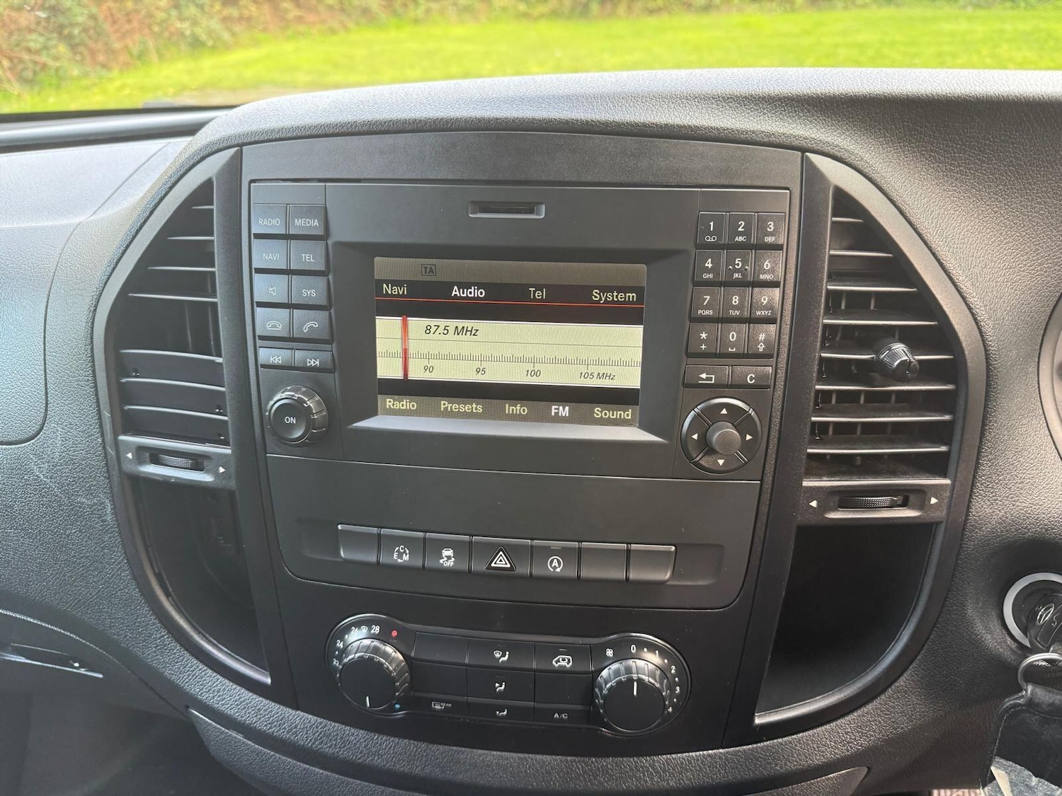 Used Mercedes-Benz Vito 2018 for sale - 77098023: Photo 23