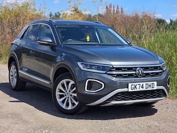 Used Volkswagen T-Roc 2024 for sale - 79116758: Photo