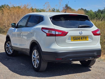 Used Nissan Qashqai 2014 for sale - 79336796: Photo