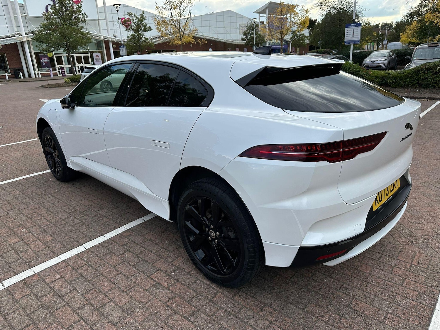 Used Jaguar I-Pace 2024 for sale - 76423606: Photo 4