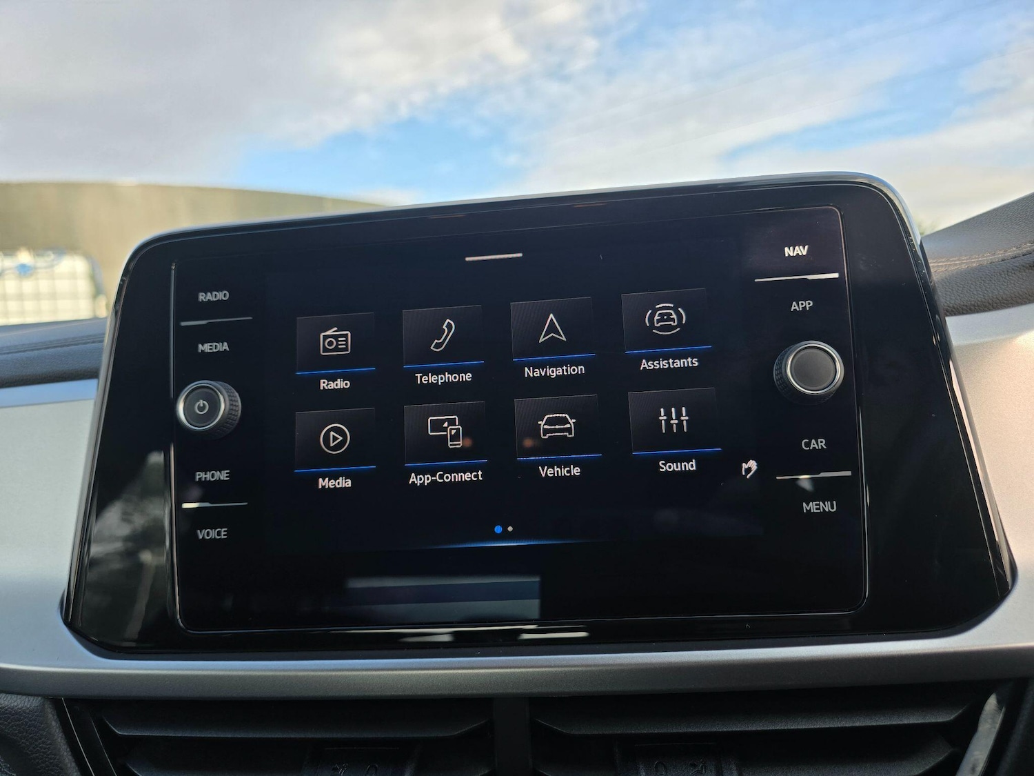 Used Volkswagen T-Roc for sale - 77320538: Photo 23