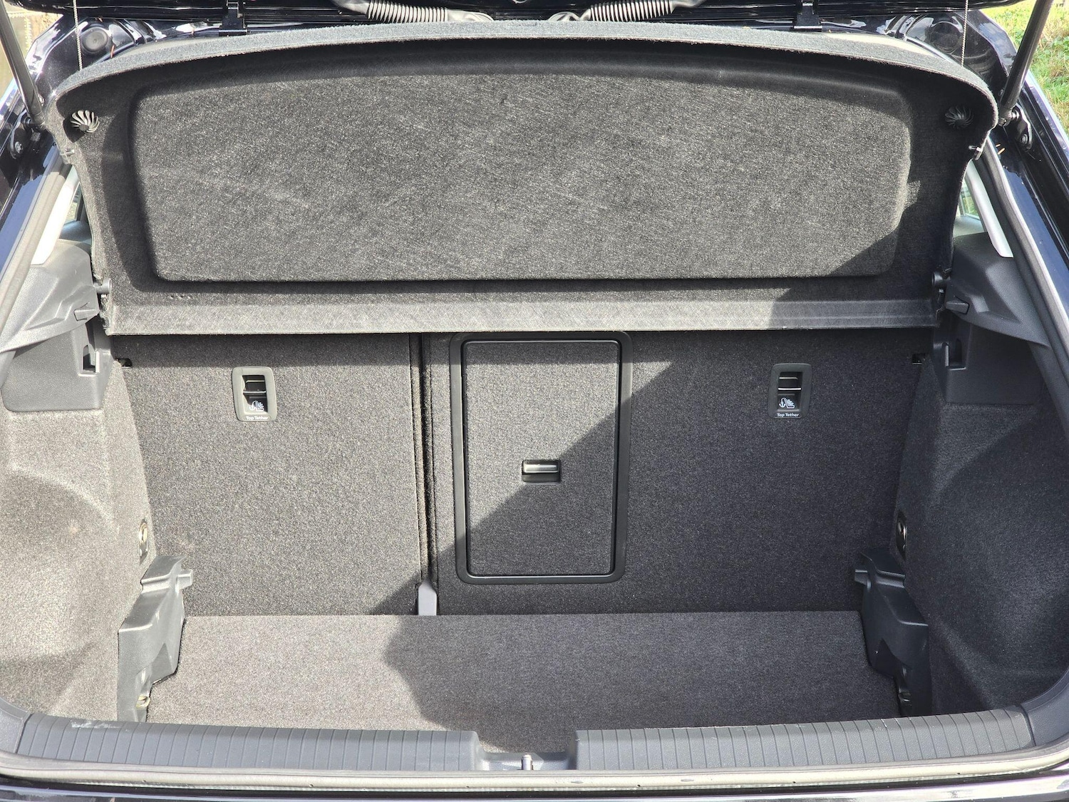 Used Volkswagen T-Roc for sale - 77320538: Photo 25