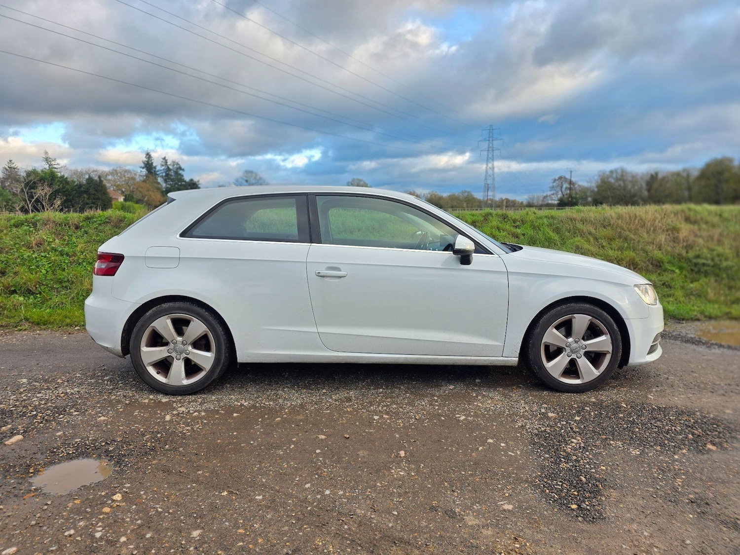 Used Audi A3 2015 for sale - 76633750: Photo 9