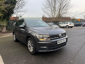 Used Volkswagen Tiguan 2016 for sale - 76423817: Photo