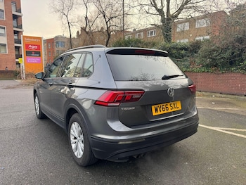 Used Volkswagen Tiguan 2016 for sale - 76423817: Photo
