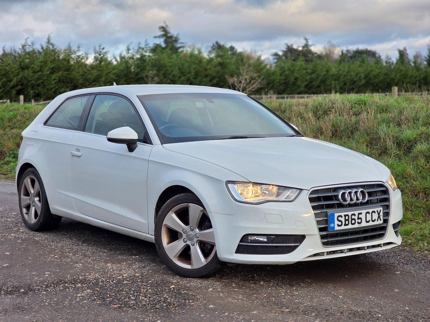 Used Audi A3 2015 for sale - 77097732: Photo 1