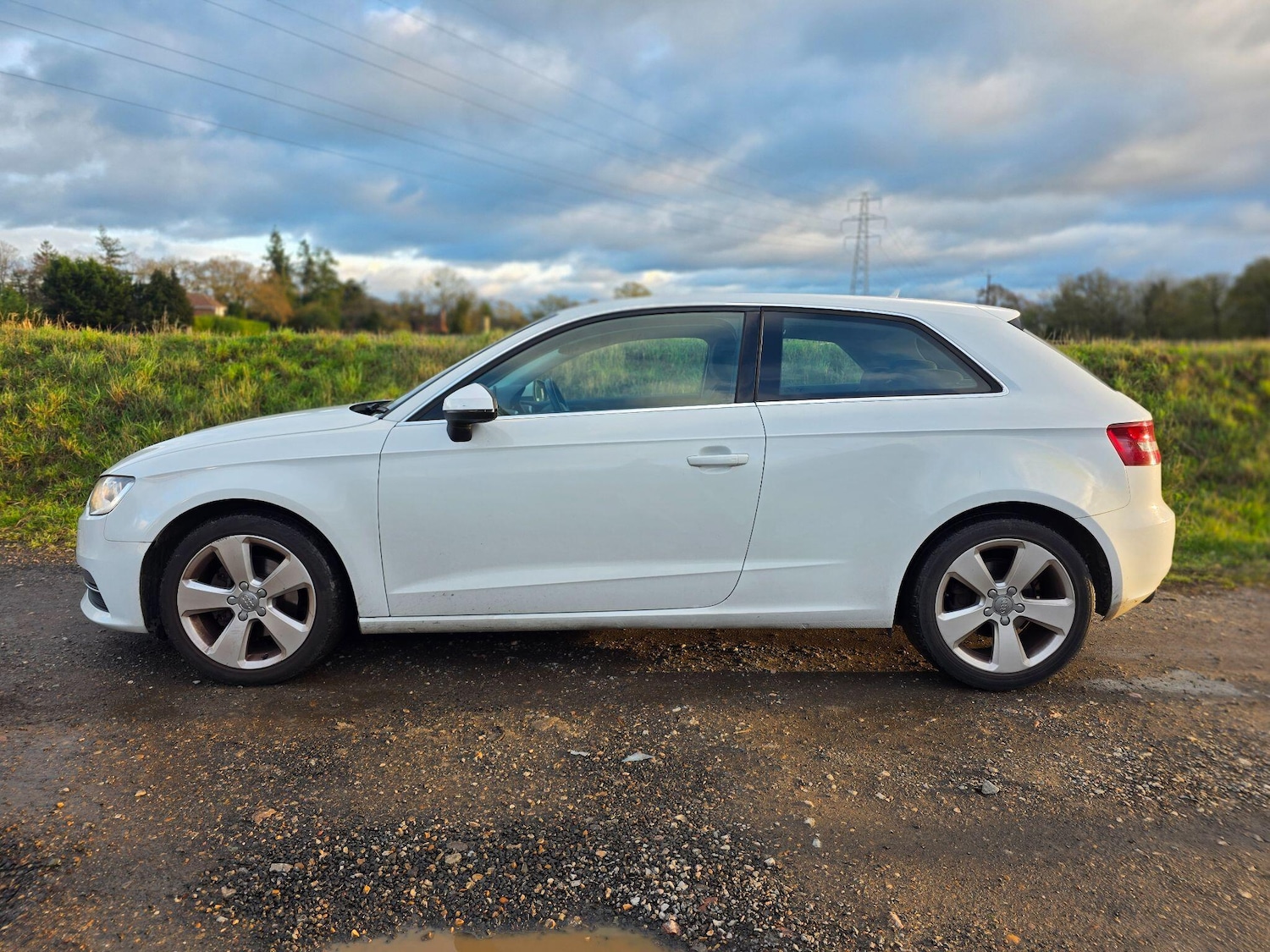 Used Audi A3 2015 for sale - 77097732: Photo 10