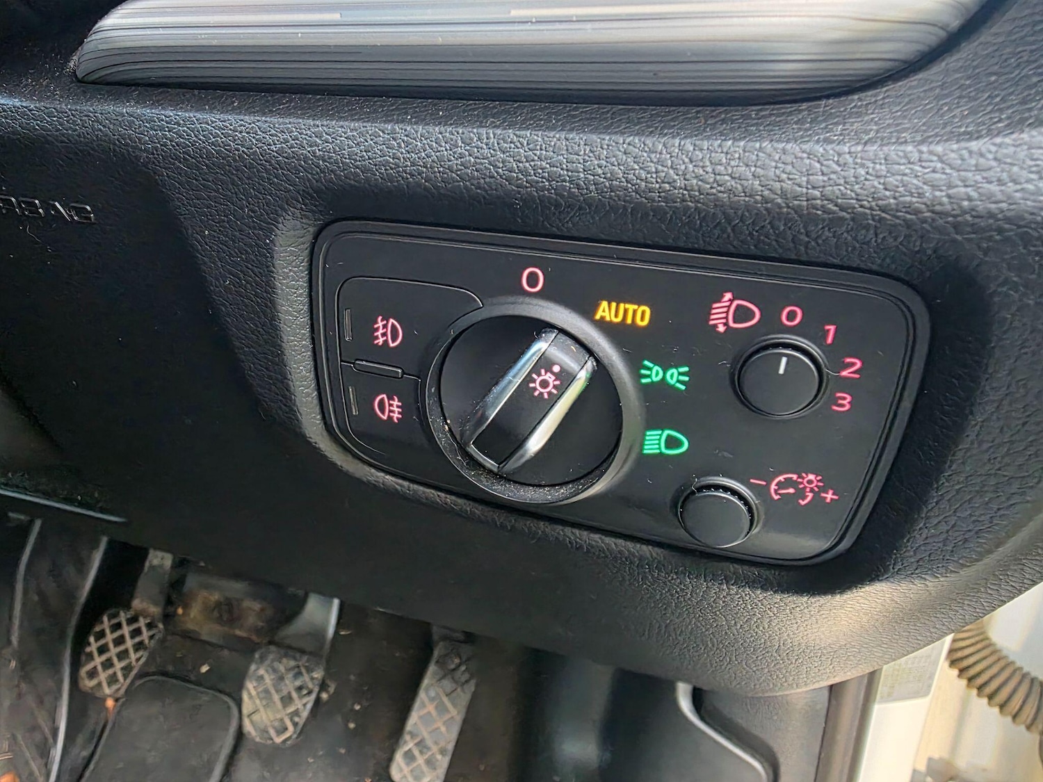 Used Audi A3 2015 for sale - 77097732: Photo 16