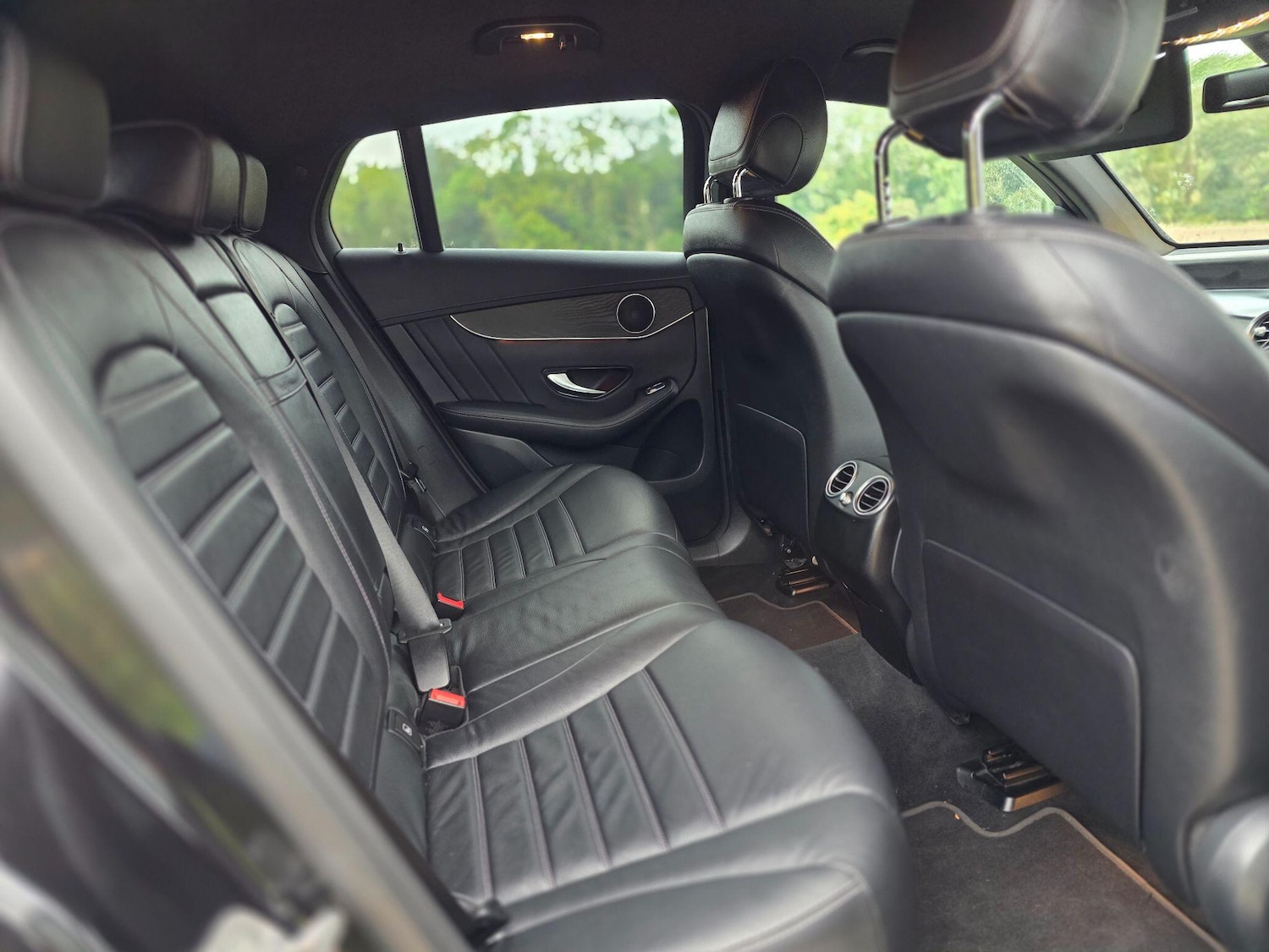 Used Mercedes-Benz GLC 2020 for sale - 76024755: Photo 12