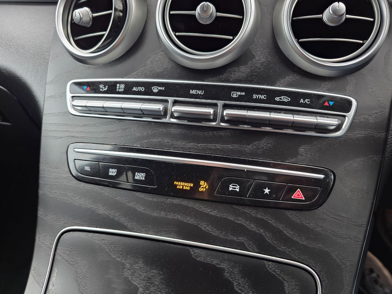 Used Mercedes-Benz GLC 2020 for sale - 76024755: Photo 17