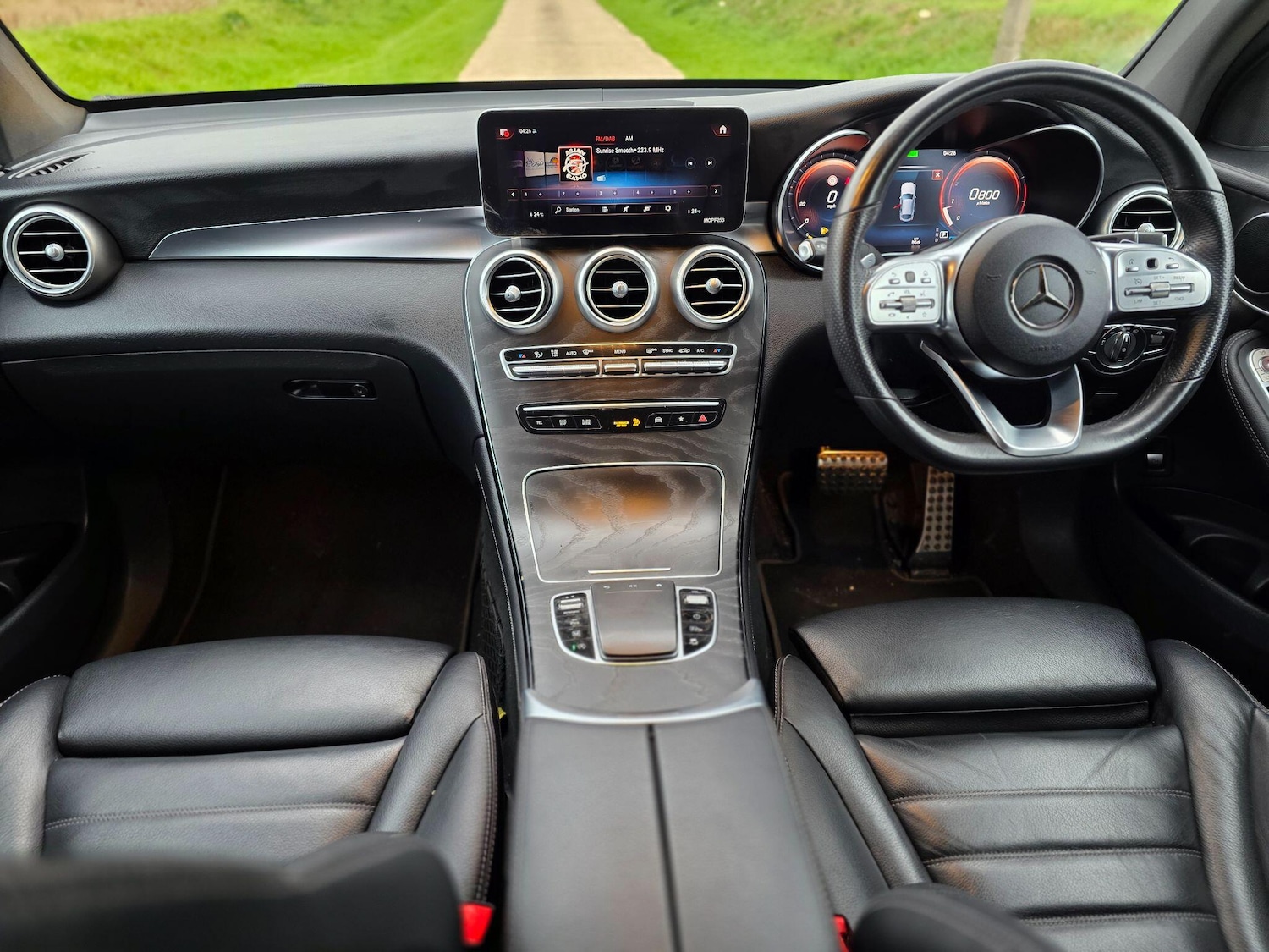 Used Mercedes-Benz GLC 2020 for sale - 76024755: Photo 5