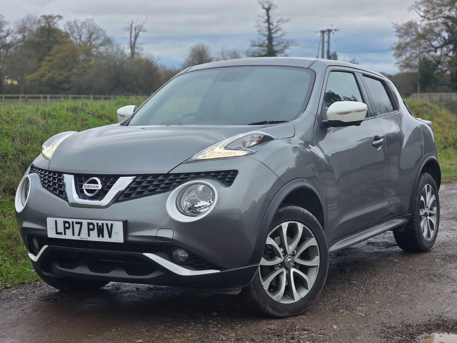Used Nissan Juke 2017 for sale - 76689637: Photo 2