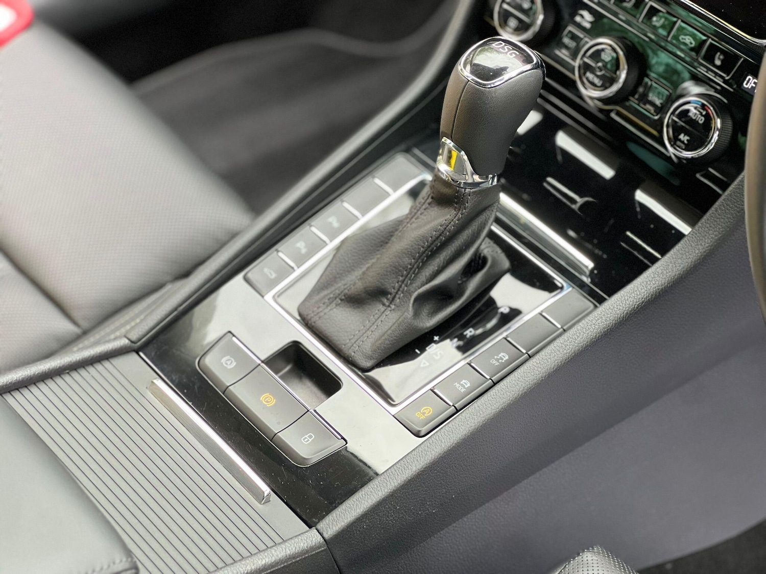 Used Skoda Superb 2019 for sale - 76423339: Photo 21