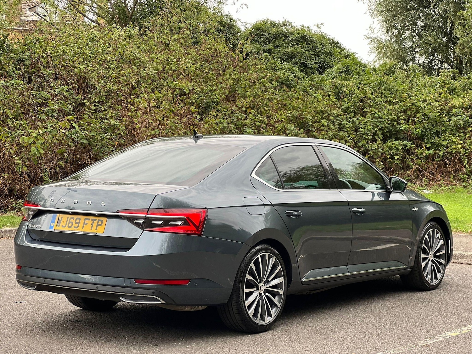 Used Skoda Superb 2019 for sale - 76423339: Photo 3