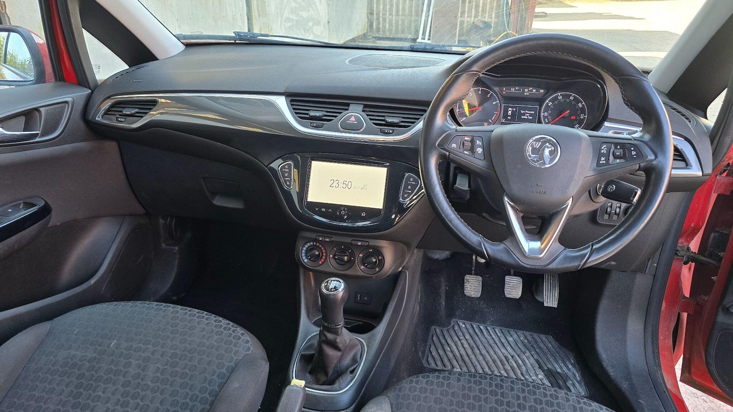 Used Vauxhall Corsa 2015 for sale - 77908877: Photo 6