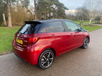 Used Toyota Yaris 2017 for sale - 77387356: Photo