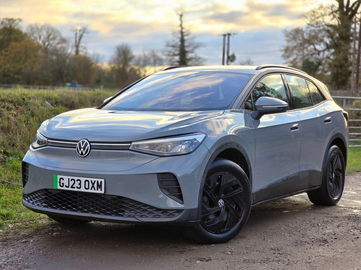 Used Volkswagen ID.4 2023 for sale - 76701648: Photo 1