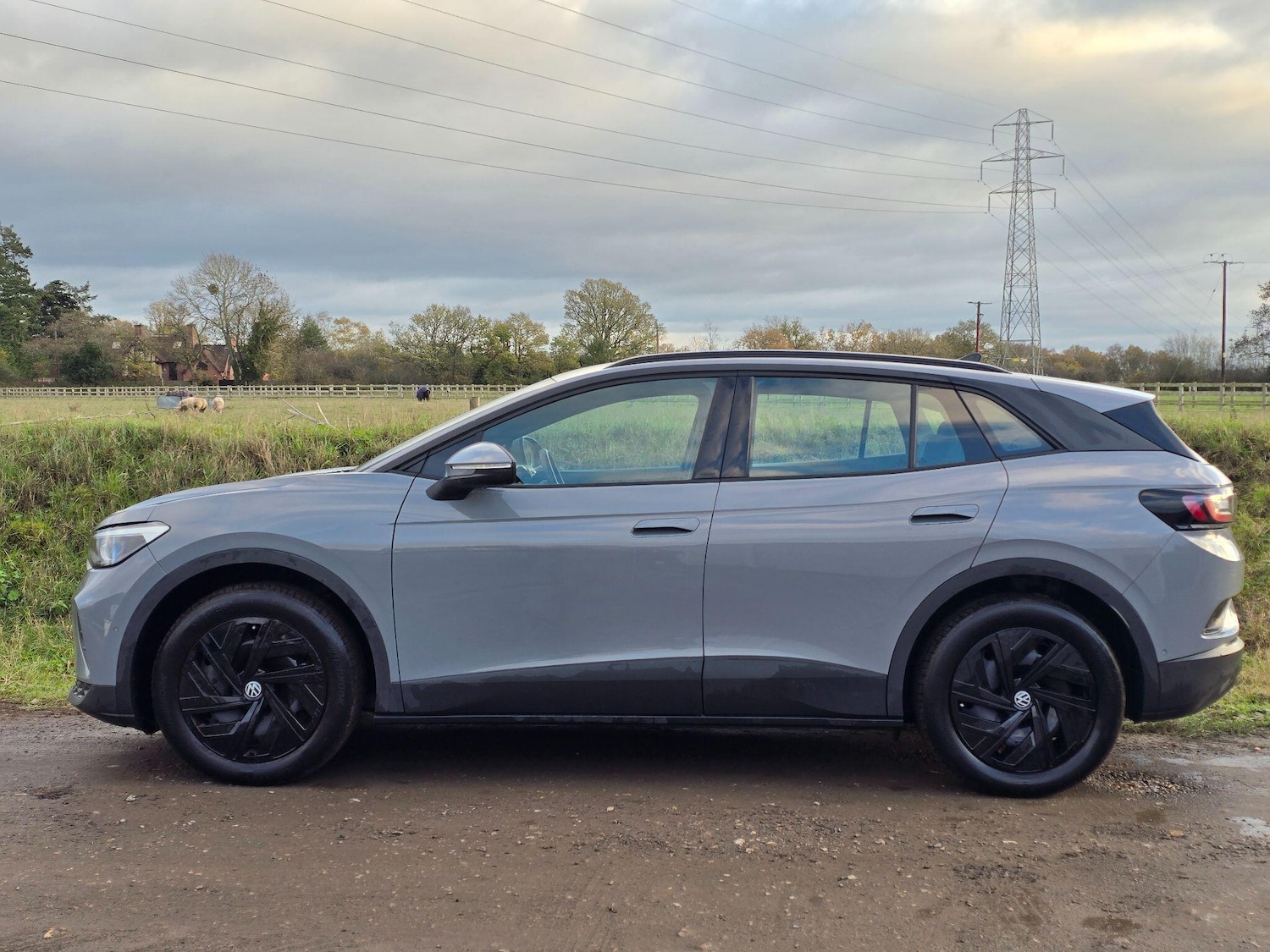 Used Volkswagen ID.4 2023 for sale - 76701648: Photo 11