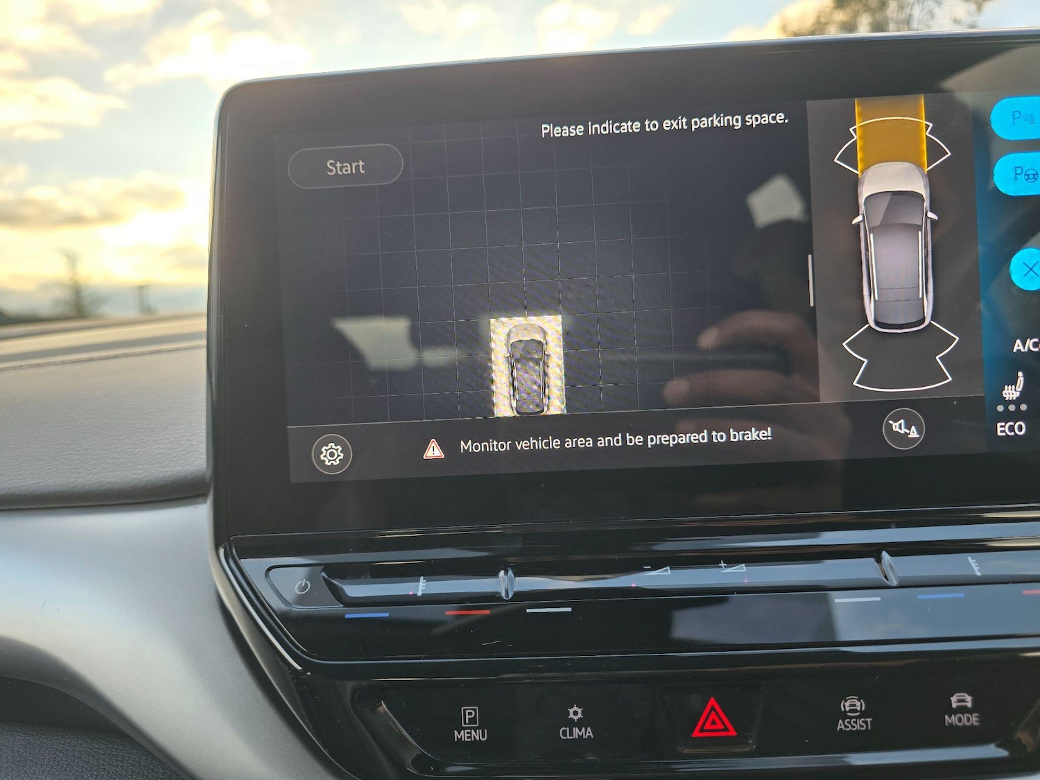 Used Volkswagen ID.4 2023 for sale - 76701648: Photo 20