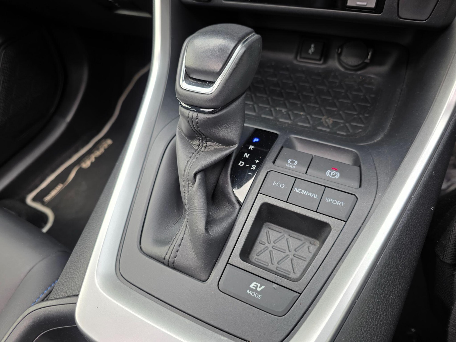 Used Toyota RAV4 2022 for sale - 76424176: Photo 27