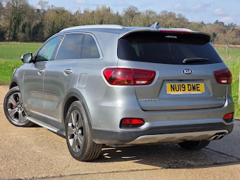 Used Kia Sorento 2019 for sale - 77671835: Photo