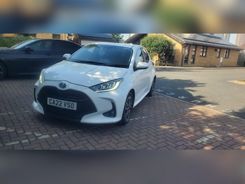 Used Toyota Yaris 2022 for sale - 79169593: Photo