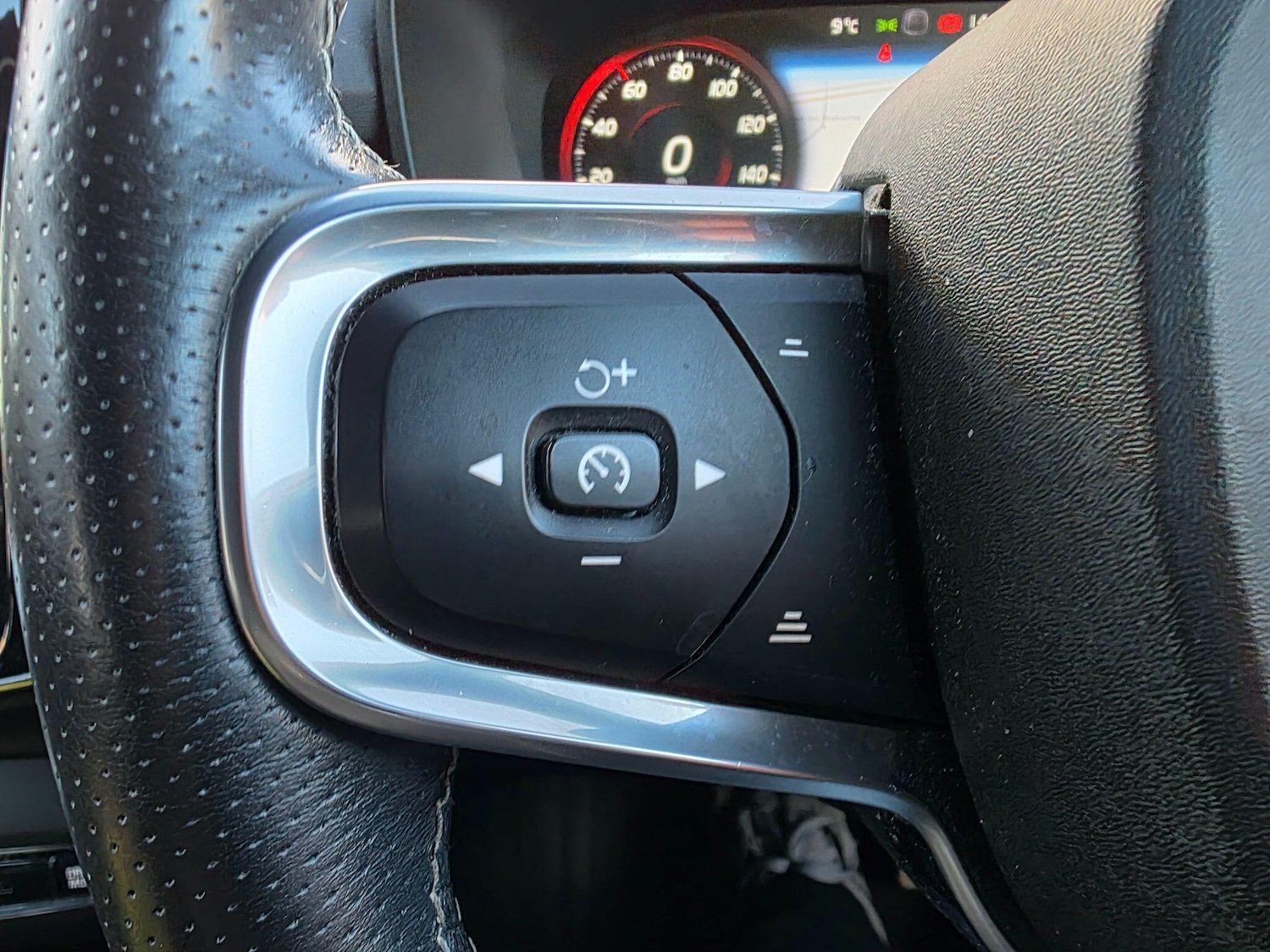 Used Volvo XC40 2020 for sale - 77097584: Photo 23