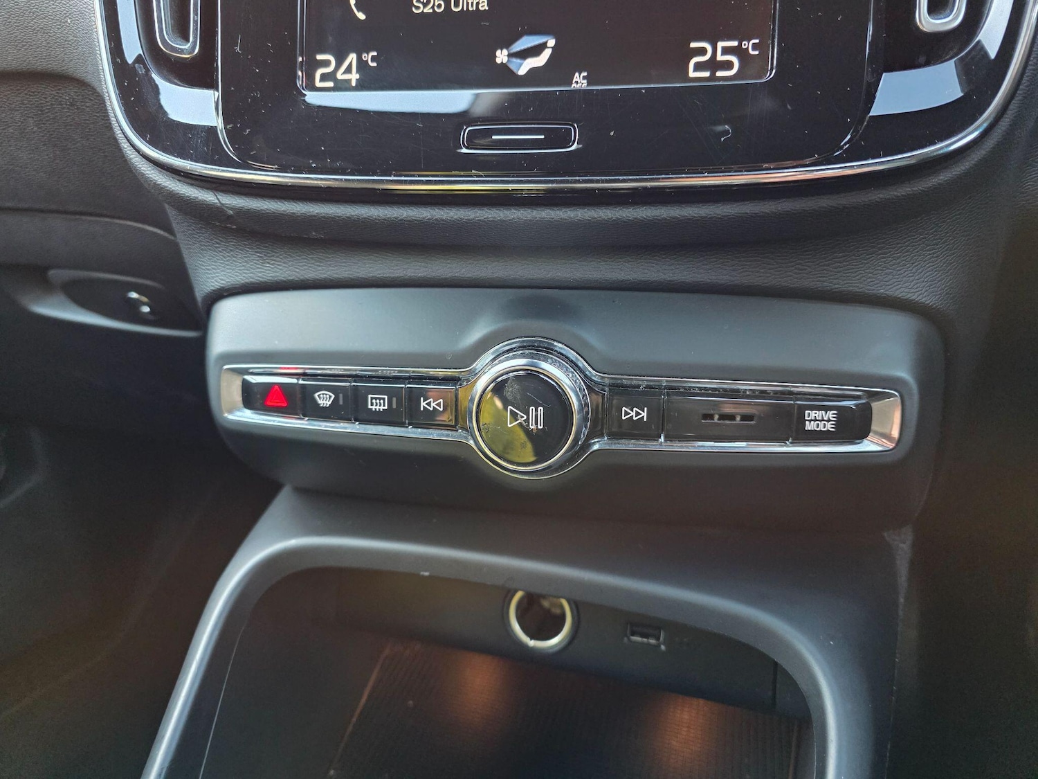 Used Volvo XC40 2020 for sale - 77097584: Photo 25